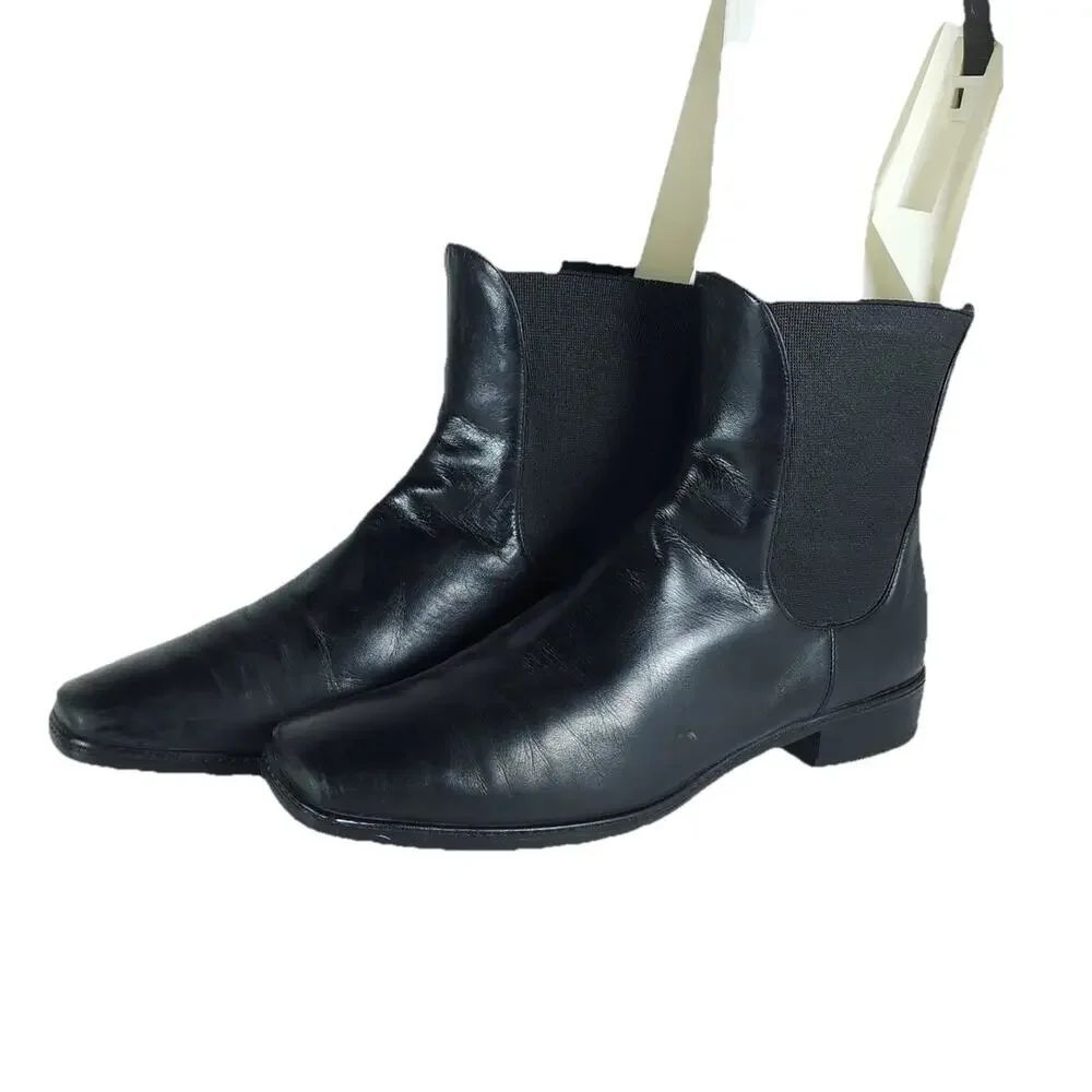 Stuart Weitzman Women's US 8M Black Leather Stretch Pull On Chelsea Boots